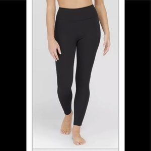 Spanx Assets Legging Black Front Leg Seams Ponte L